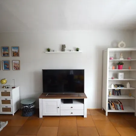 Rekreacny Dom Relax Blizko Snowlandu Apartment Valča